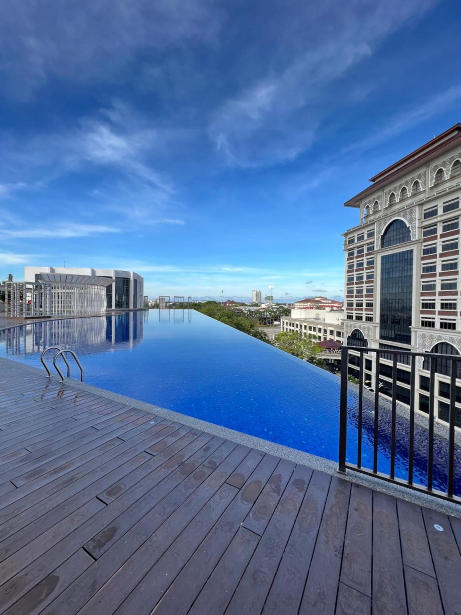 Rizz Residence Troika Kb Kota Bharu Bagian luar foto
